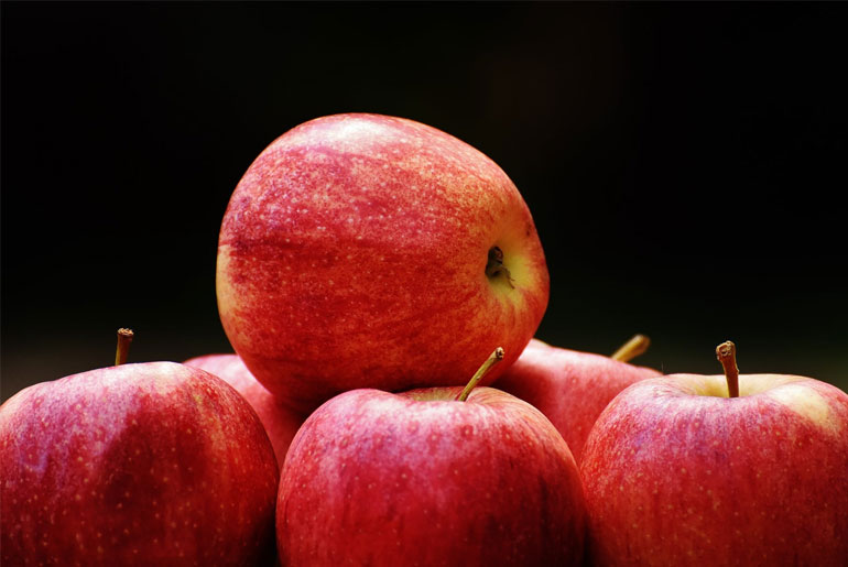 The most incredible 5 health Benefits of APPLE