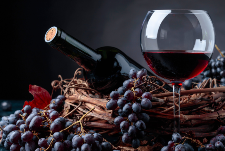 Red Wine Vinegar Nutrition And Health Benefits Red wine and red wine vinegar nutrition are quite debatable topics. Here is all you need to know, before making a decision.