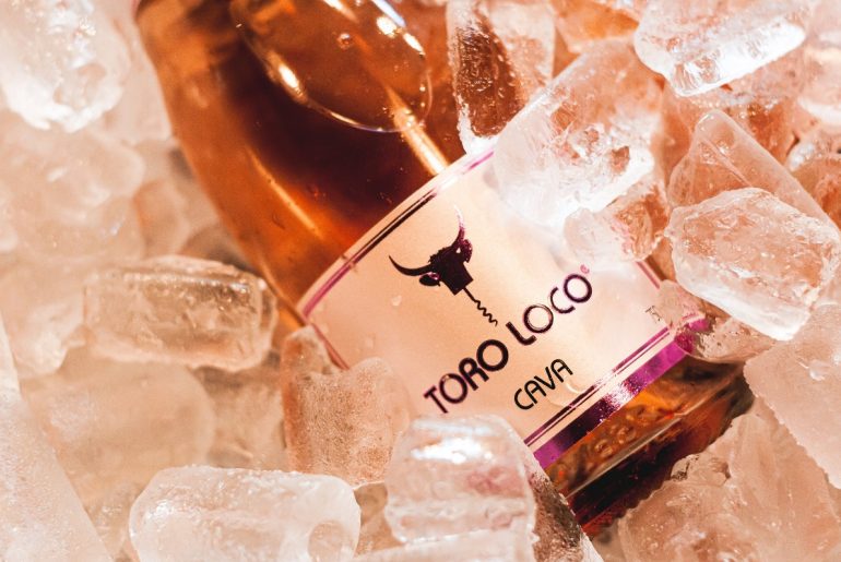 Does wine freeze? All you want to know Does wine freeze?The simple answer is yes. Freezing wine is fine unless it is not a hard rock with deteriorated flavor & aroma profiles.