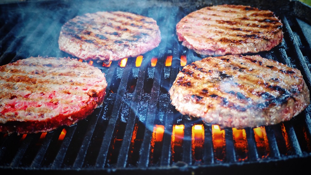 Grilling frozen burgers How to do in 3 steps.!!