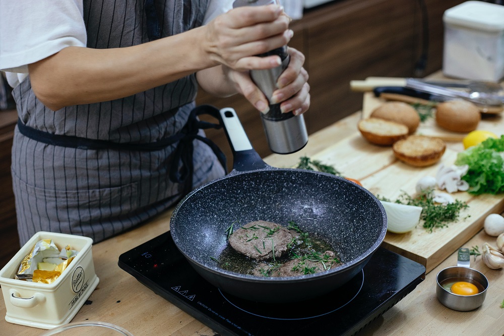 hamburger patties on the stove