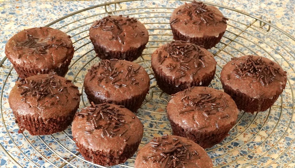 chocolate muffins