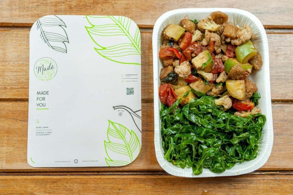 Why Does Seaweed Taste Like Fish? Explained